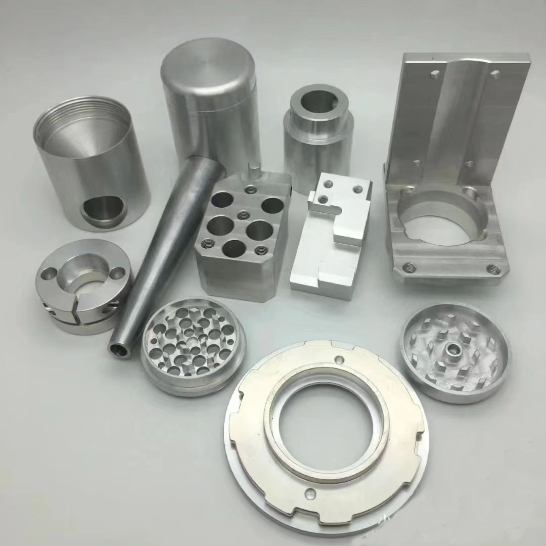 CNC五軸加工 機器人產品的趨勢